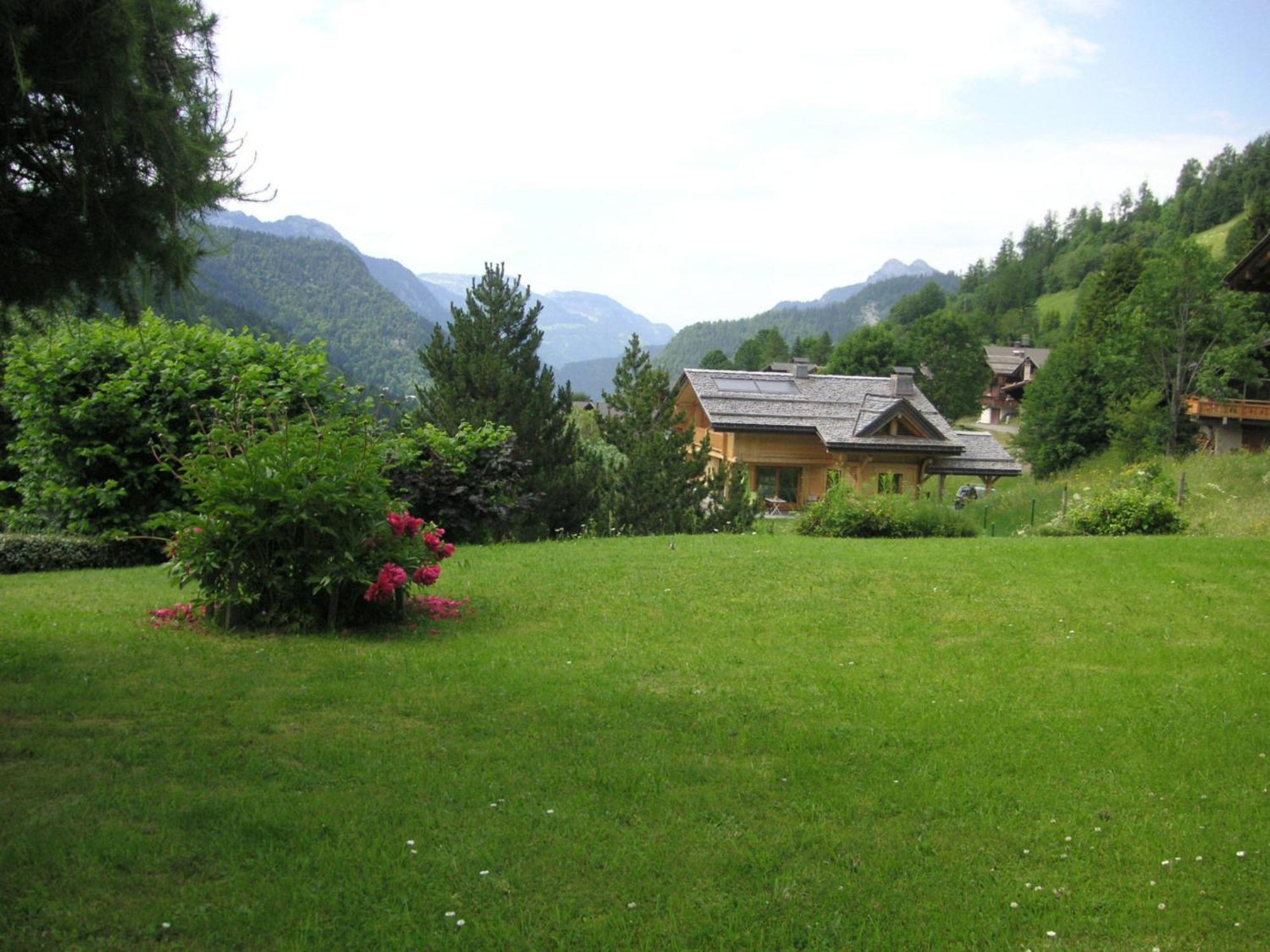 Rez De Chalet Calme Avec Terrasse - 2 Chambres, Proche Pistes A La Clusaz - Fr-1-437-10 Exteriör bild